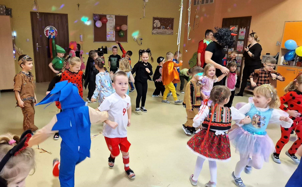 Bal karnawałowy w Mąkoszycach