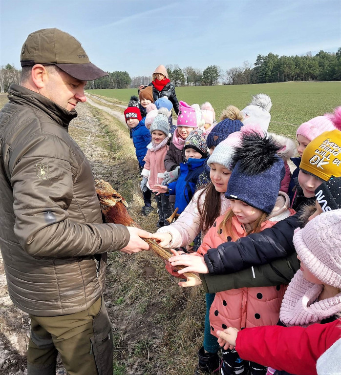 Przedszkolaki z Kraszewic na wycieczce w Wigwamie
