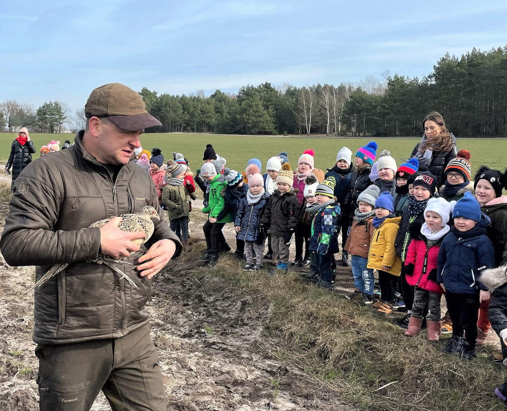 Przedszkolaki z Kraszewic na wycieczce w Wigwamie