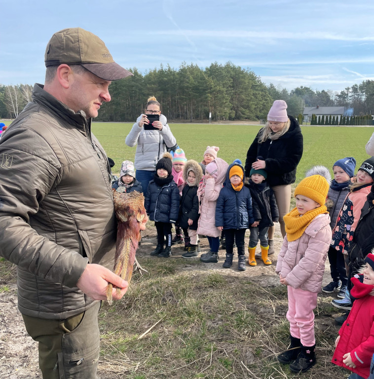 Przedszkolaki z Kraszewic na wycieczce w Wigwamie
