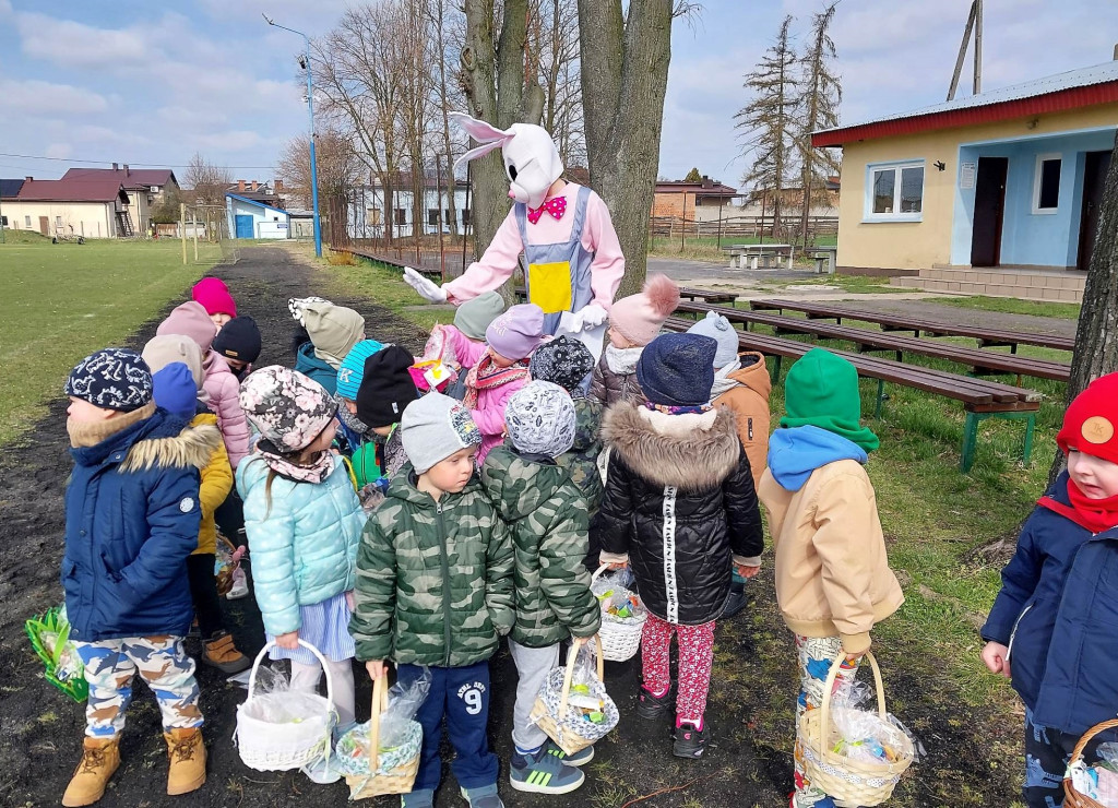 Wielkanocny Zajączek przykicał do Kraszewic