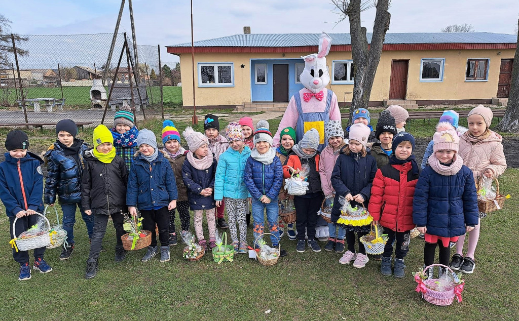 Wielkanocny Zajączek przykicał do Kraszewic