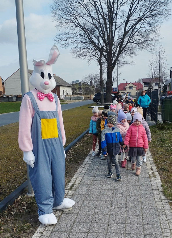 Wielkanocny Zajączek przykicał do Kraszewic