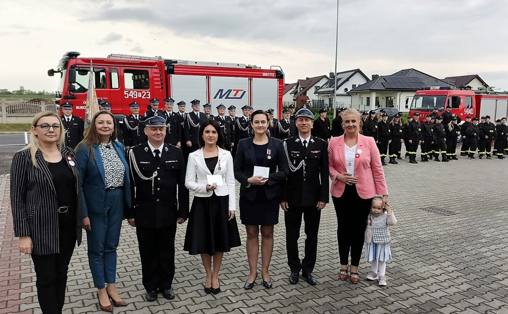 Dzień Flagi i Strażaka w Bukownicy