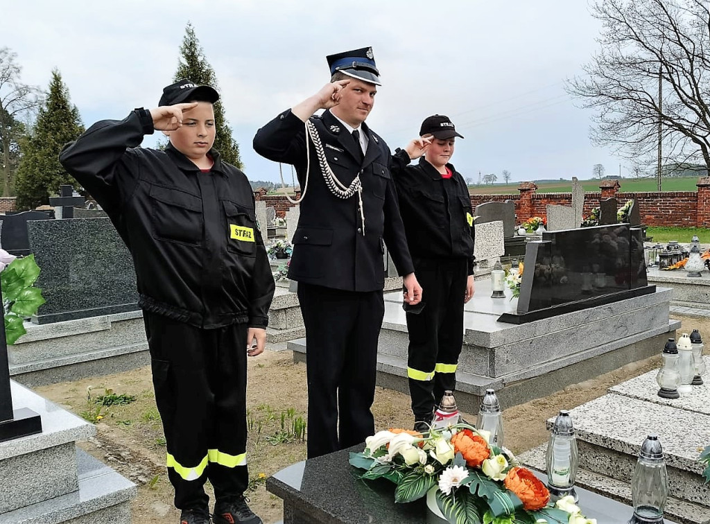 Dzień Flagi i Strażaka w Bukownicy