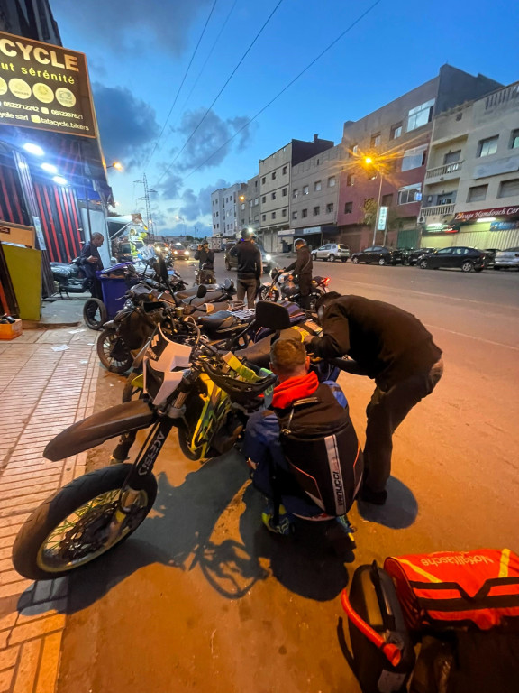 Wyruszyli z Doruchowa na motocyklach do Afryki