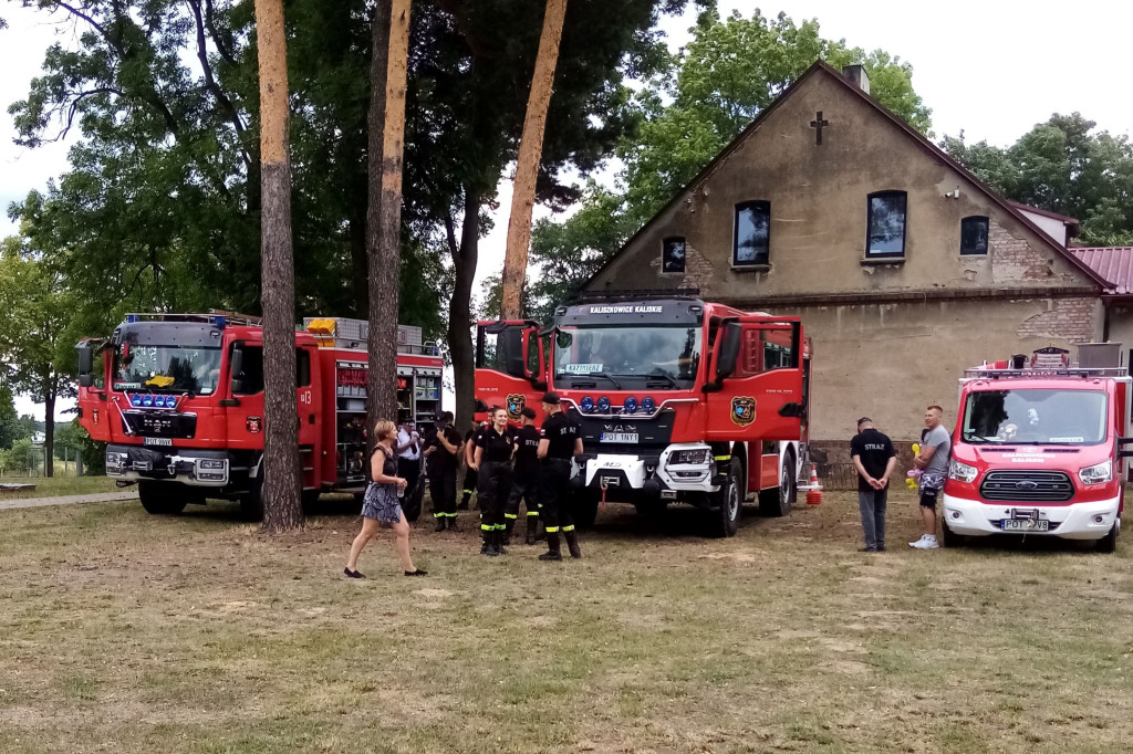 Festyn w Kaliszkowicach Ołobockich