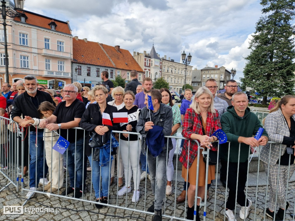 Za mundurem... Kępno sznurem