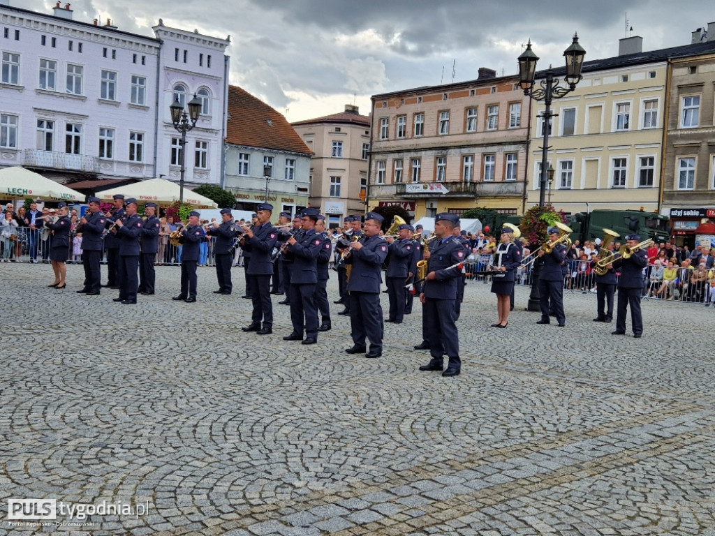 Za mundurem... Kępno sznurem