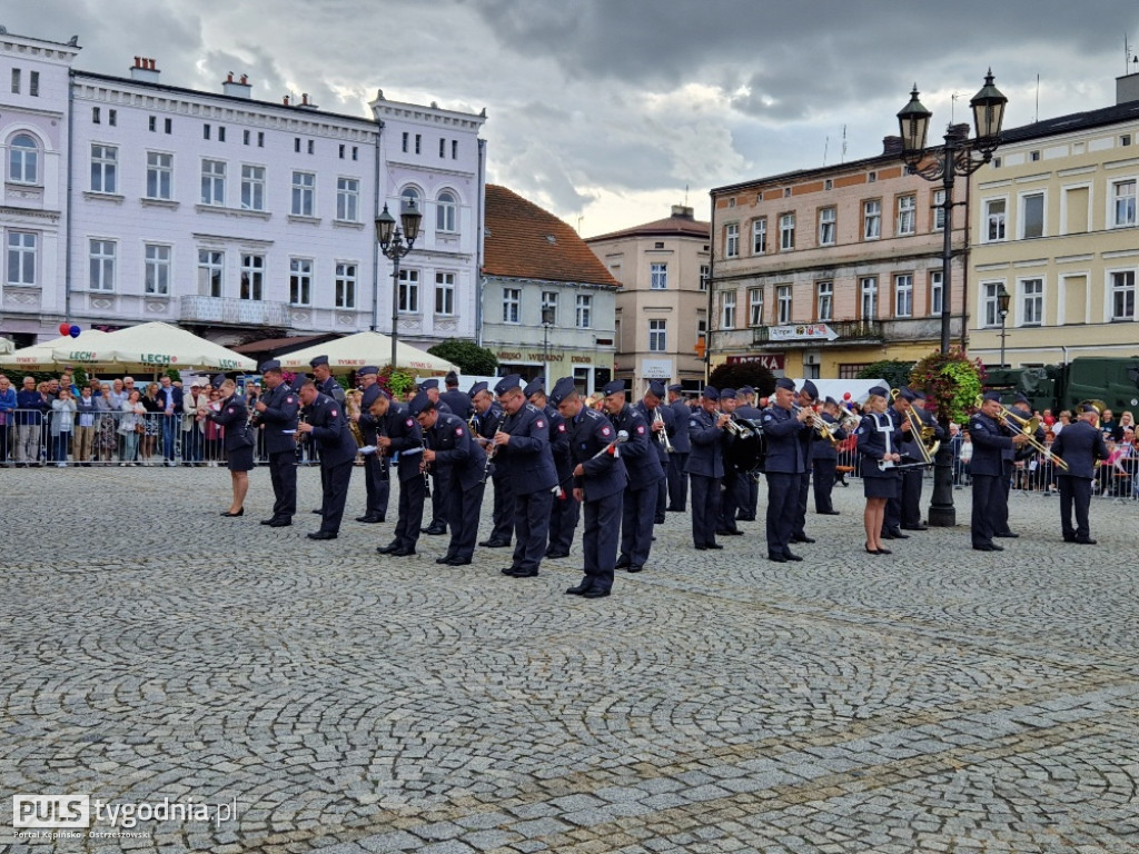 Za mundurem... Kępno sznurem