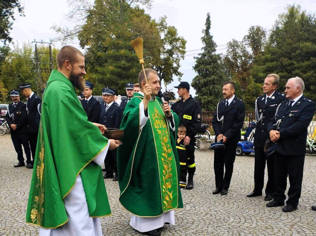 Wóż strażacki dla OSP Marszałki