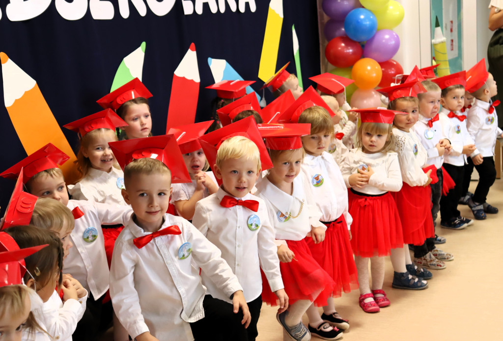 Pasowanie przedszkolaków w Czajkowie