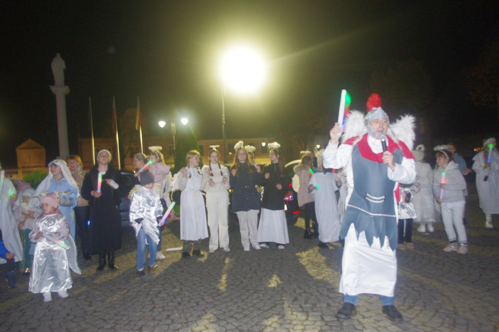 Marsz Wszystkich Świętych w Mikstacie