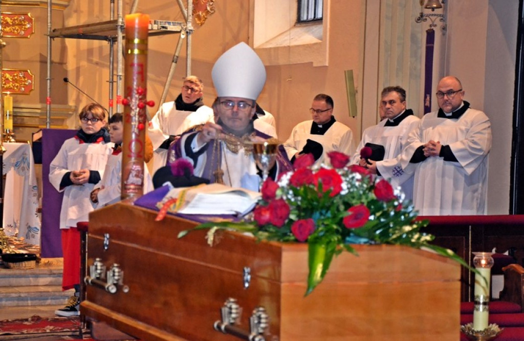 Pożegnaliśmy śp. ks. kan. Grzegorza Ignora