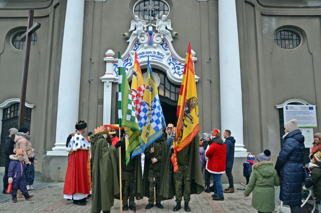 Orszak przeszedł ulicami Mikstatu