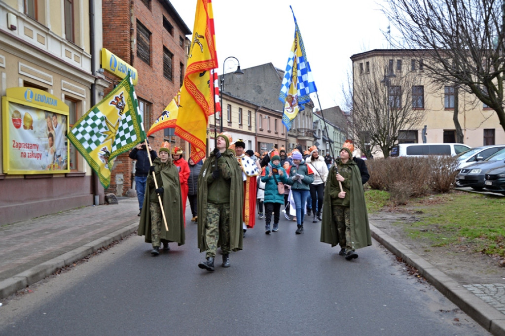 Orszak przeszedł ulicami Mikstatu