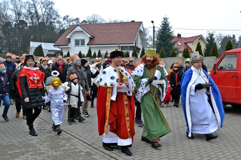 Orszak przeszedł ulicami Mikstatu