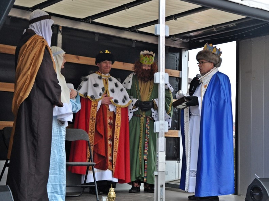 Orszak przeszedł ulicami Mikstatu