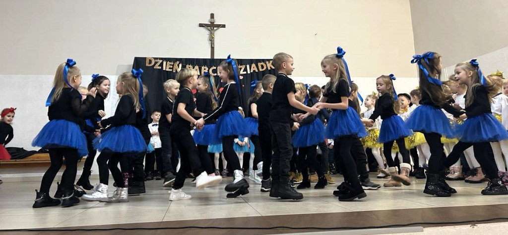 Dzień Babci i Dziadka w Kraszewicach