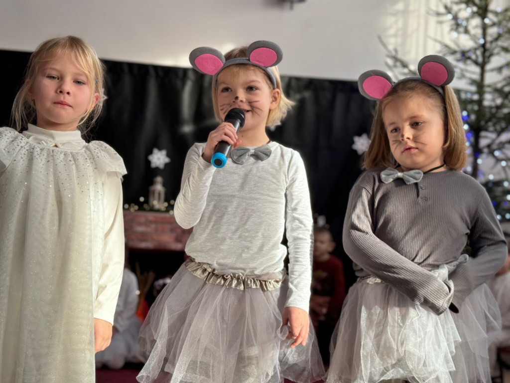 Dzień Babci i Dziadka w Rogaszycach