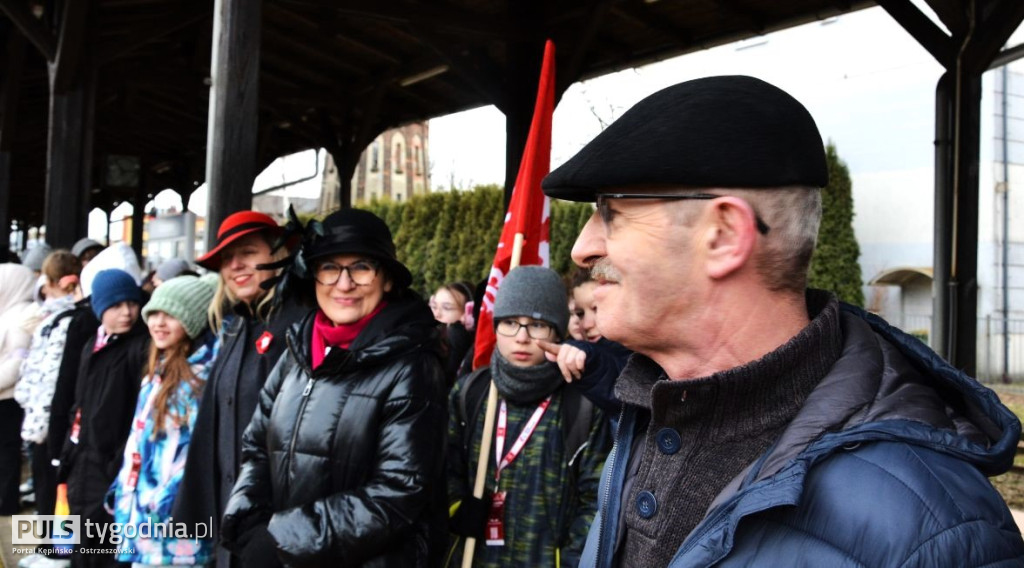 Pociąg Zwycięstwa wjechał do Ostrzeszowa