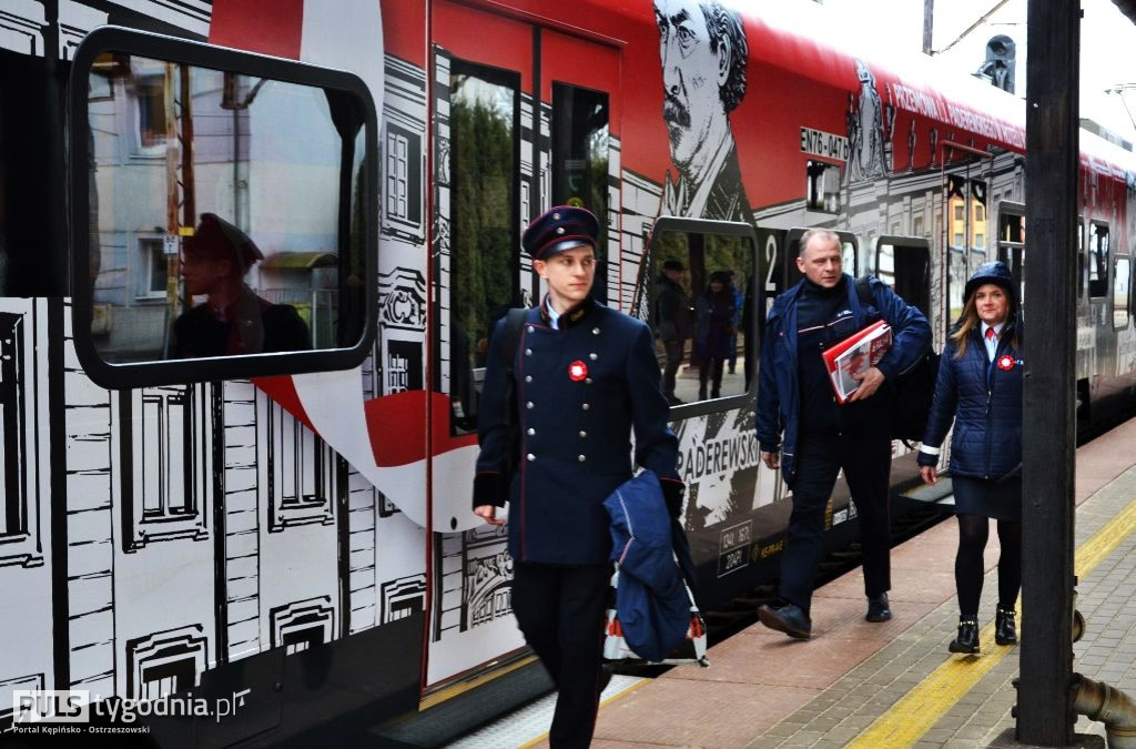 Pociąg Zwycięstwa wjechał do Ostrzeszowa