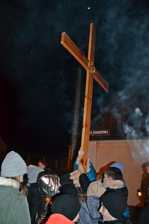 Droga krzyżowa przeszła ulicami Mikstatu