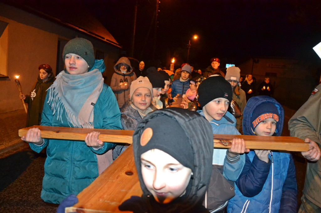 Droga krzyżowa przeszła ulicami Mikstatu