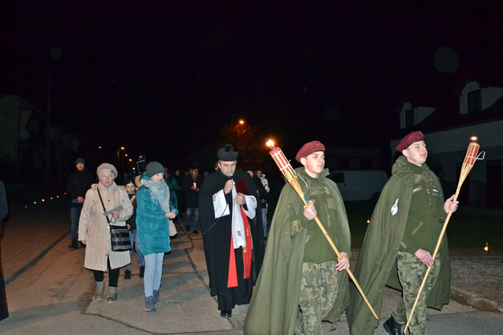 Droga krzyżowa przeszła ulicami Mikstatu
