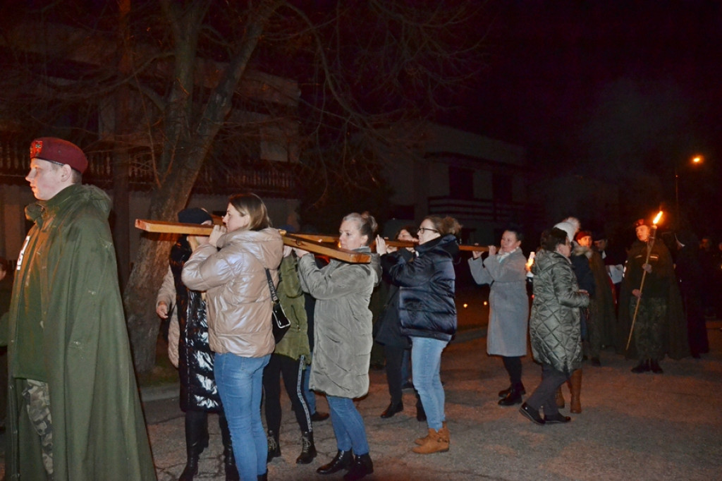 Droga krzyżowa przeszła ulicami Mikstatu