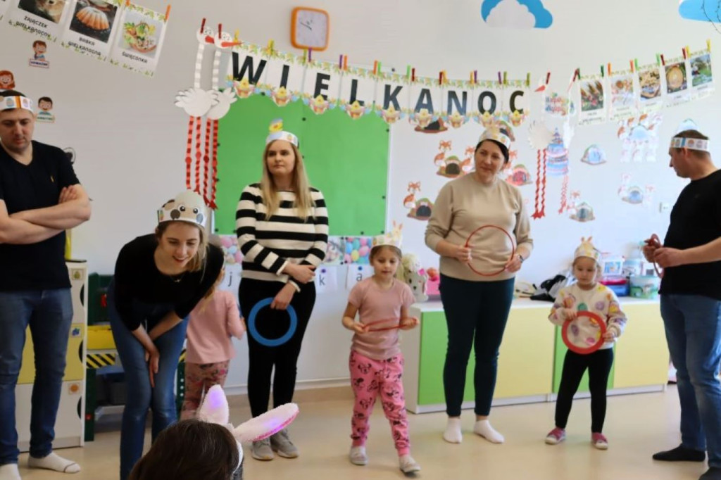 „Wielkanoc w przedszkolnym pokoju zagadek”