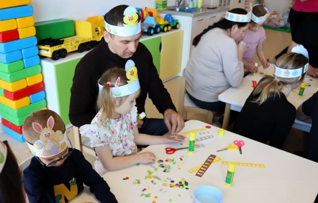 „Wielkanoc w przedszkolnym pokoju zagadek”