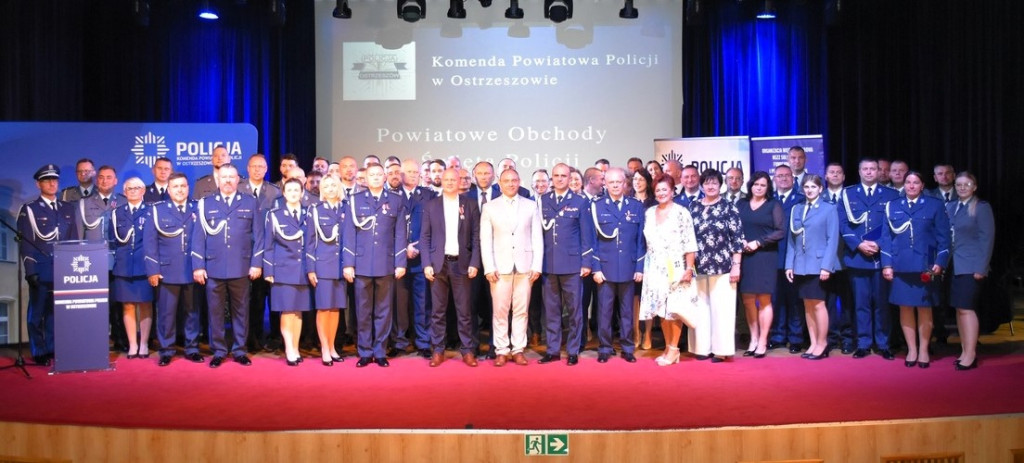 Powiatowe obchody Święta Policji w Ostrzeszowie