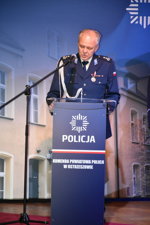 Powiatowe obchody Święta Policji w Ostrzeszowie