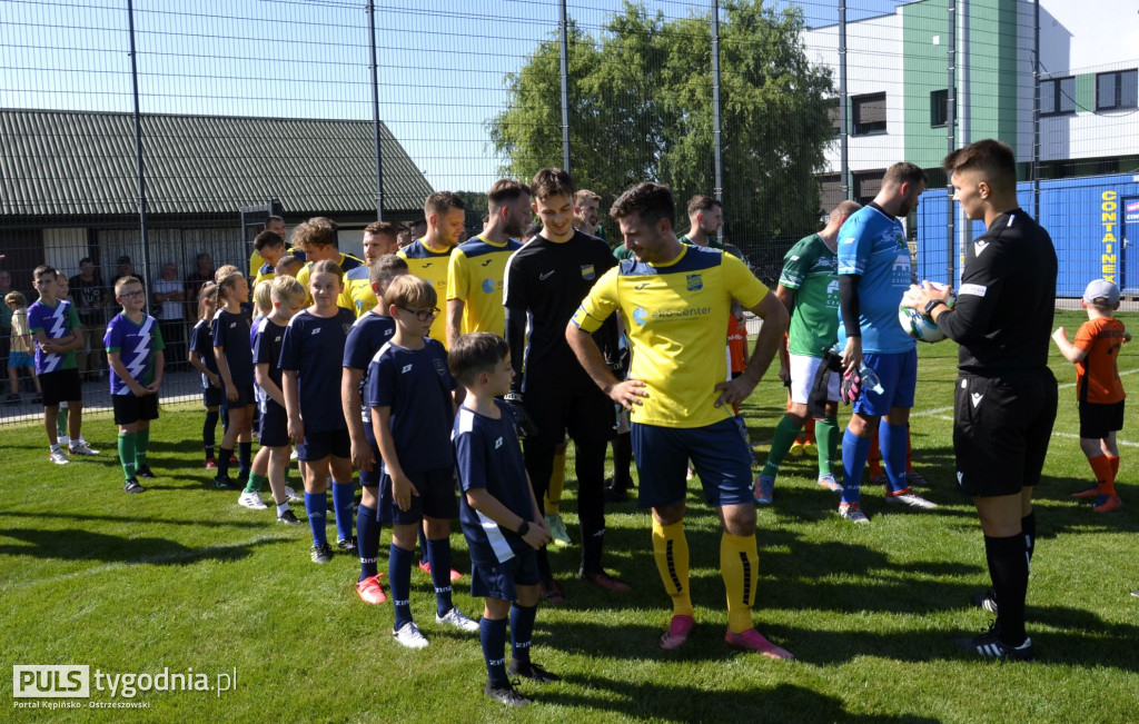 Otwarcie stadionu w Czajkowie