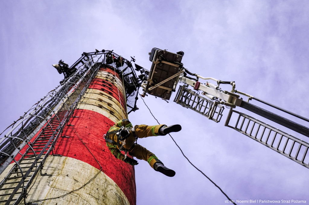 Ćwiczenia wysokościowe strażaków