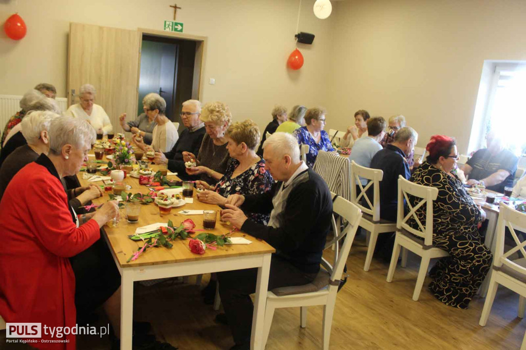 Dzień Kobiet w Klubie Senior+ w Mikstacie