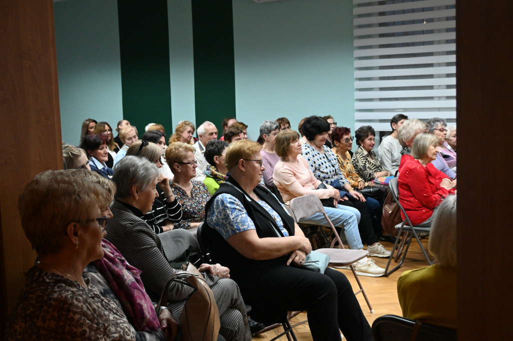 Wieczór z Laurą Łącz w ostrzeszowskiej Bibliotece