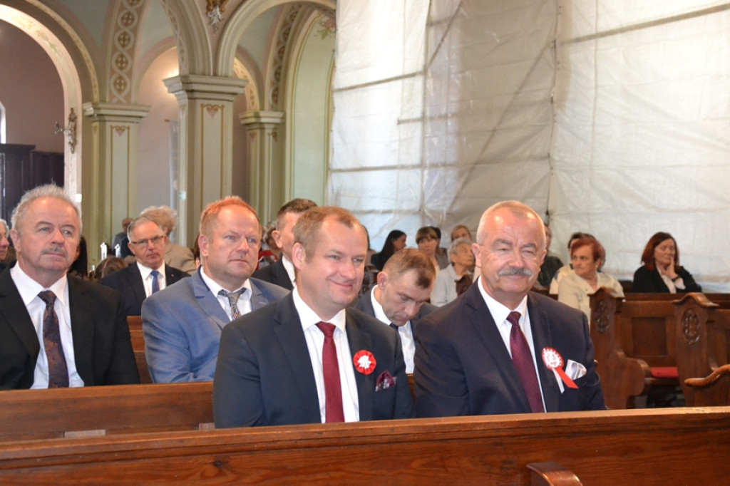 Obchody 3 Maja w Mikstacie