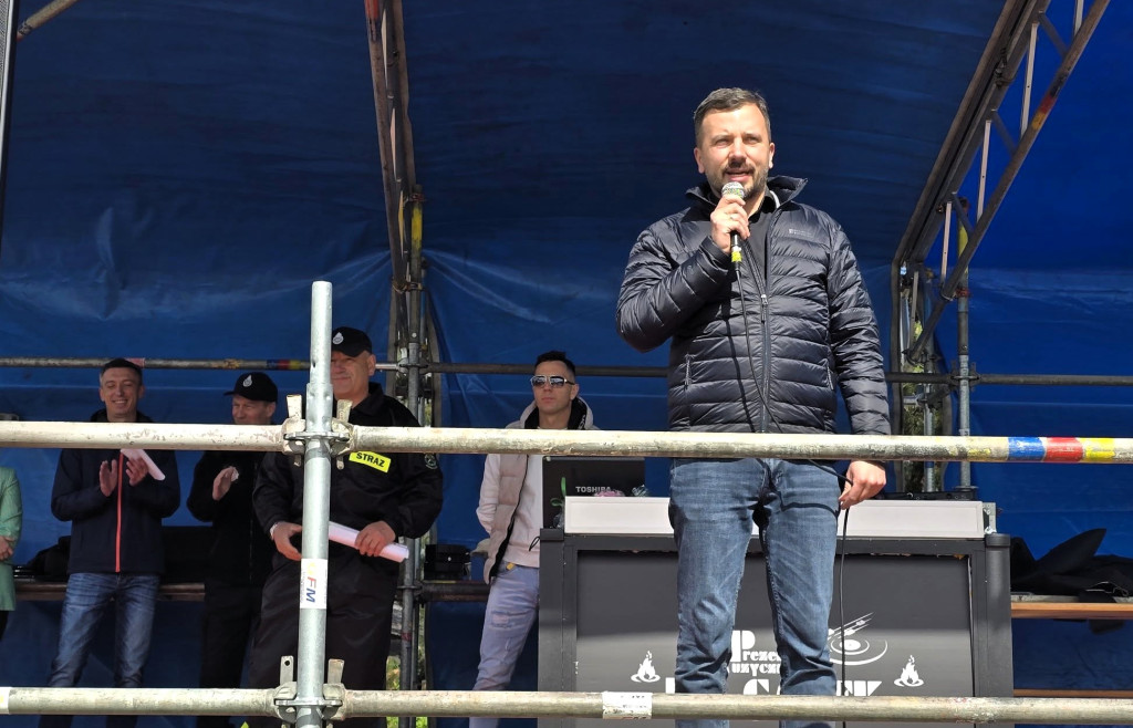 Strażackie święto z iskrą rywalizacji w Dębiczu