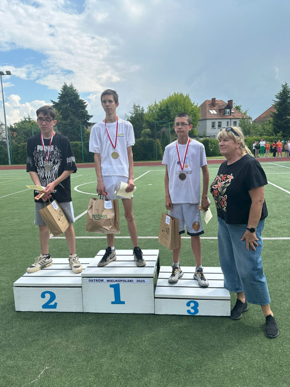 Zawodnicy ze SOSW na Biegach Lekkoatletycznych