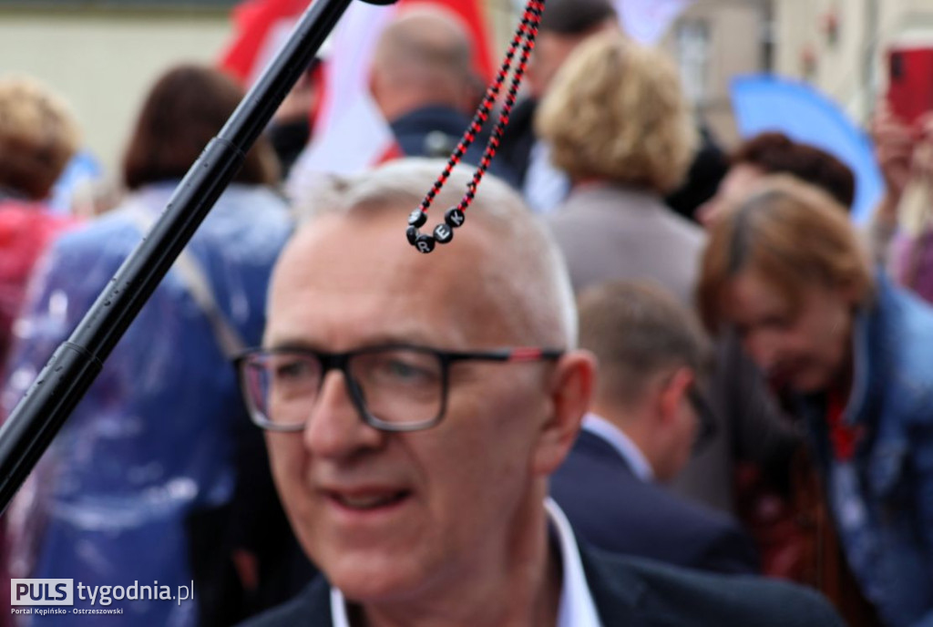 Rafał Trzaskowski na kępińskim rynku