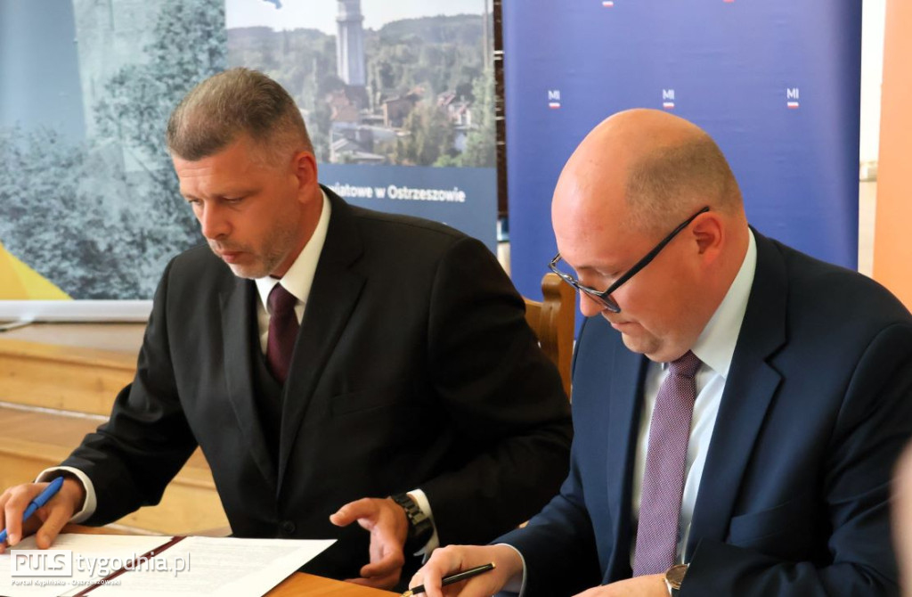 Podpisanie umowy na budowę drogi S11 Kępno-Przygodzice