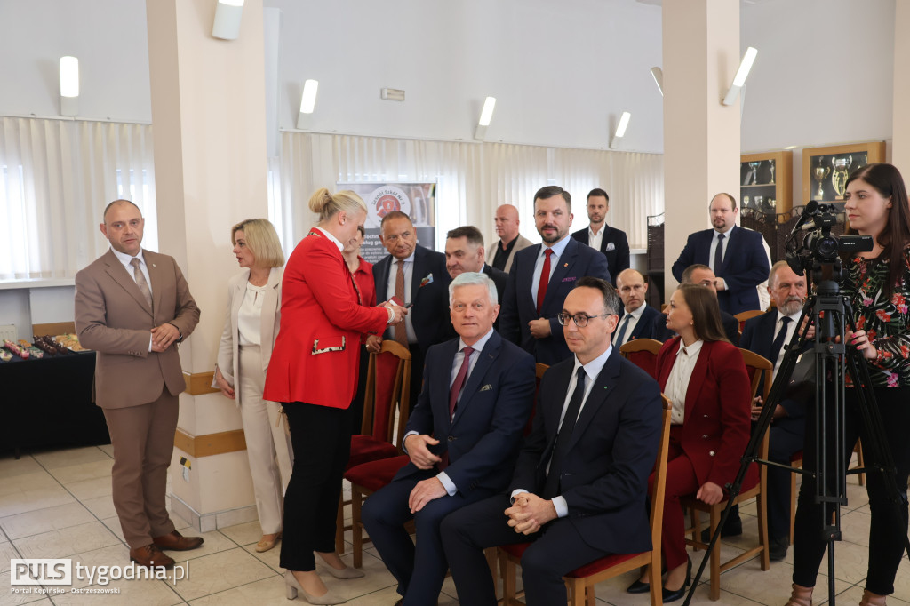 Podpisanie umowy na budowę drogi S11 Kępno-Przygodzice