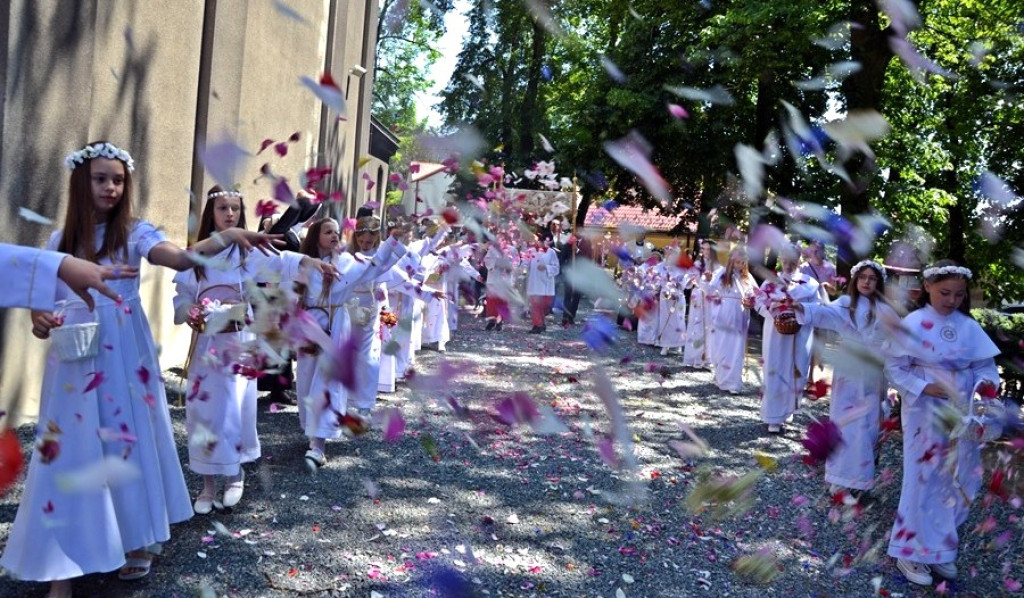 Mikstat świętował imieniny parafii