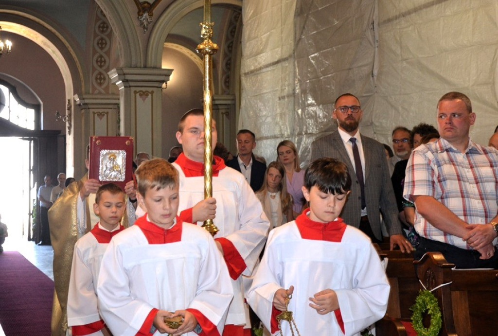 Mikstat świętował imieniny parafii