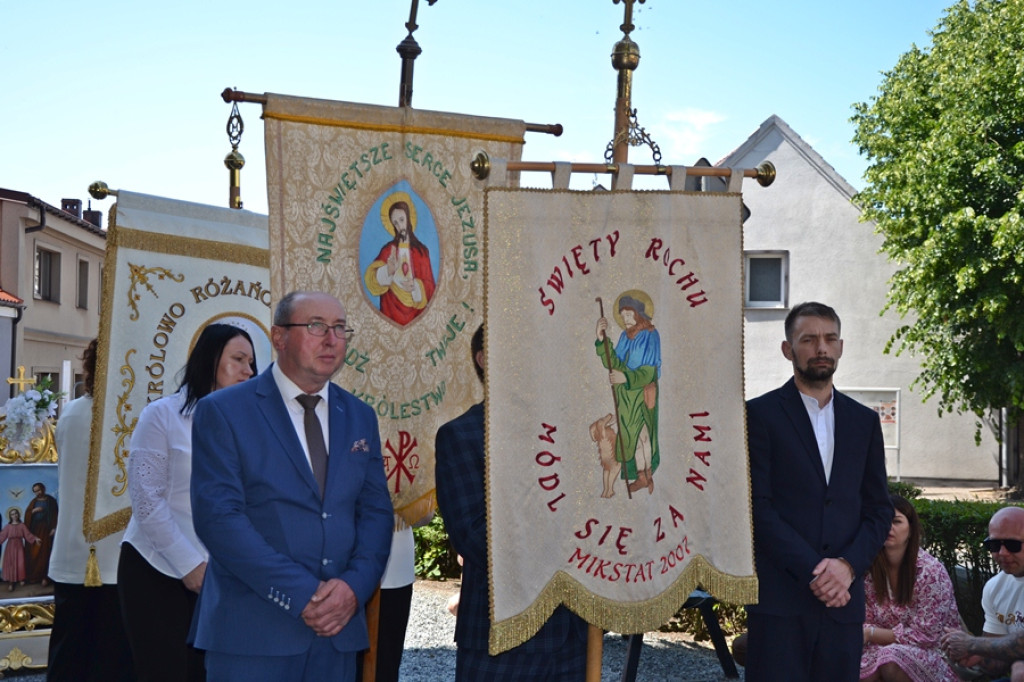 Mikstat świętował imieniny parafii