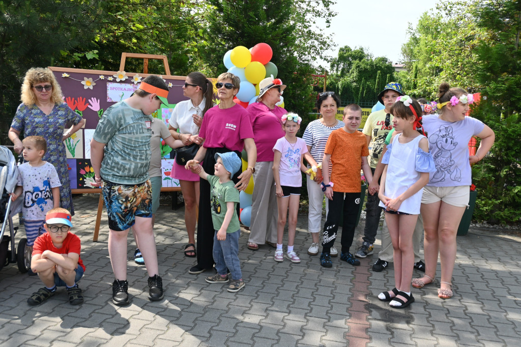 Integracyjny korowód ,,Spotkajmy się razem’’