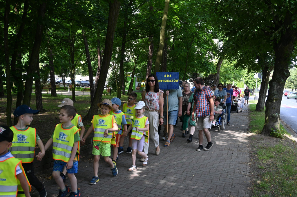 Integracyjny korowód ,,Spotkajmy się razem’’