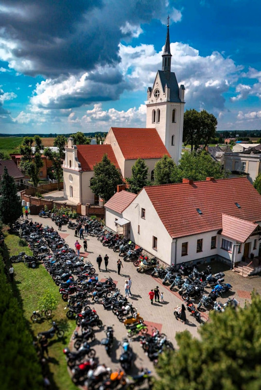 Huczne obchody Dnia św. Krzysztofa w Bukownicy